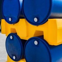 vasche_di_raccolta_in_polietilene_per_accatastamento_fusti_2