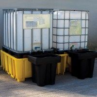 vasche_di_raccolta_in_polietilene_per_cisterne_IBC_8